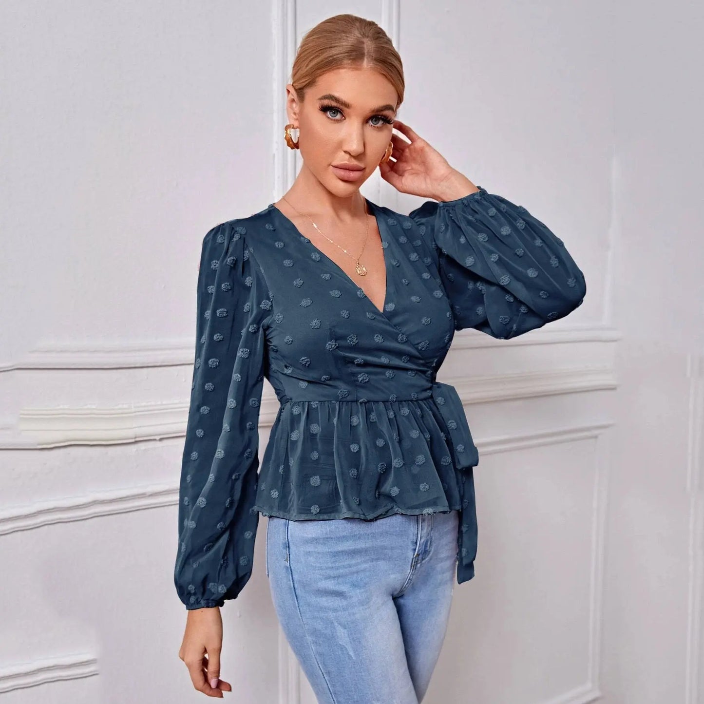 V-neck Slim-fit Light Mature Blouse null