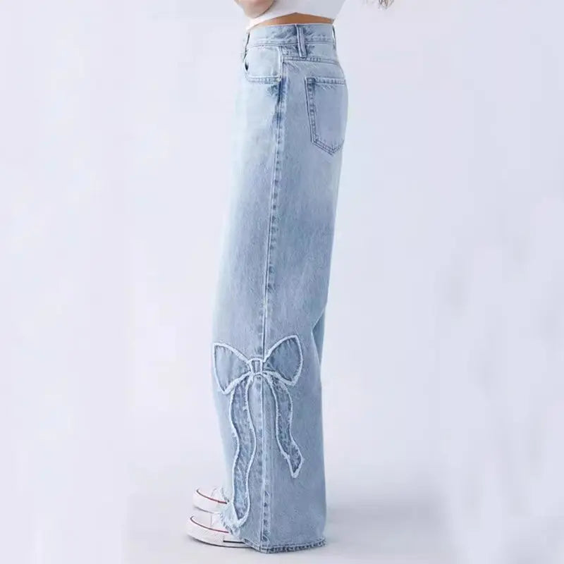 Women's Straight Embroidered Side Frayed Butterfly Jeans null